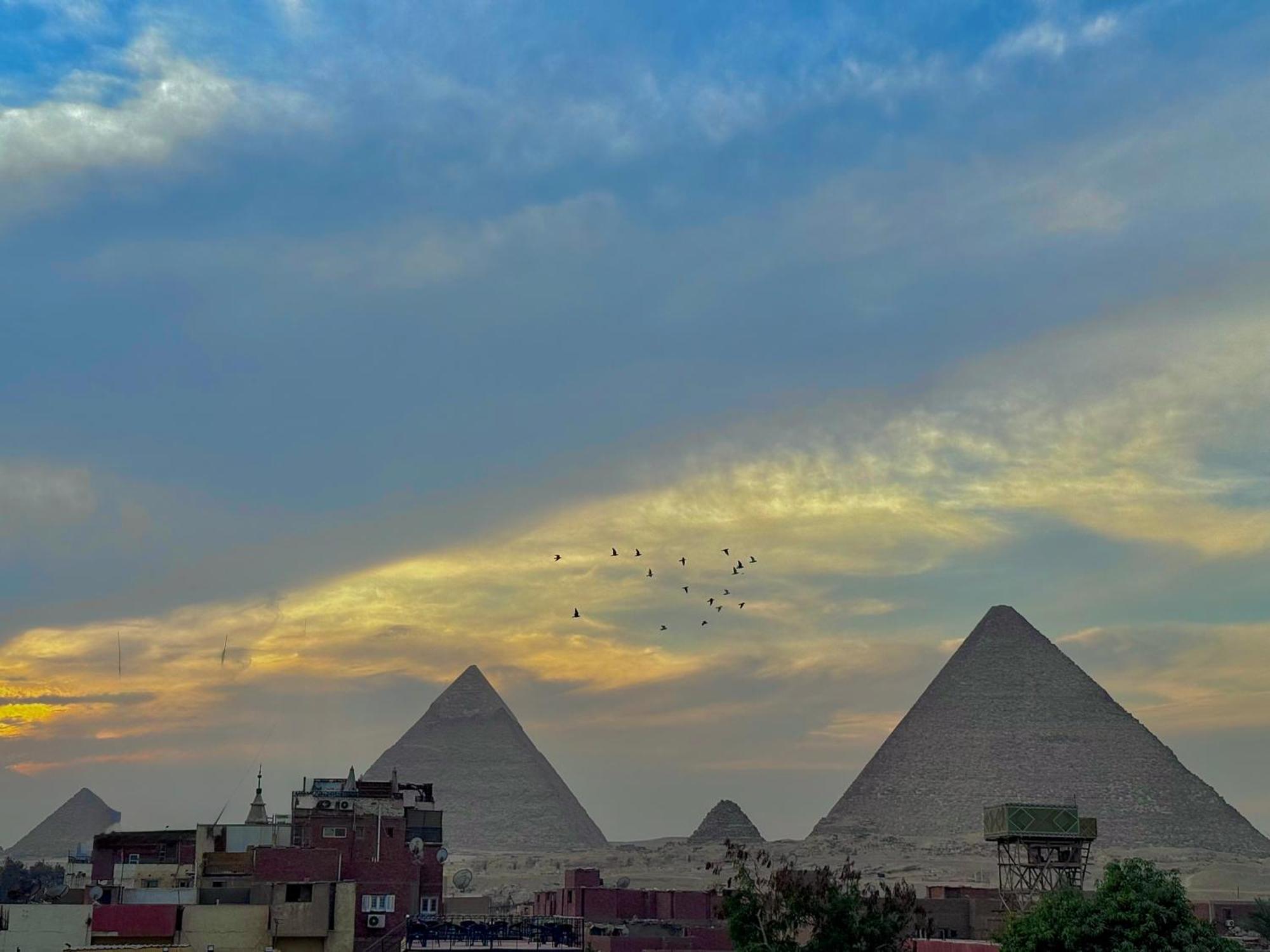 Flower Pyramids 3* Cairo
